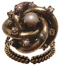 image for ring La Comtesse brown antique brass (twisted wire with PP 18: crystal golden shadow stones around; 6 mm pearl in the centre)